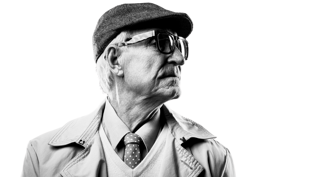Still Turning Heads: Sunglasses for the Stylish Senior